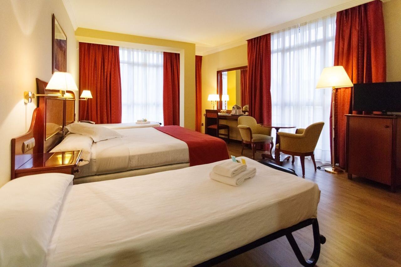 Gran Hotel De Ферол Екстериор снимка