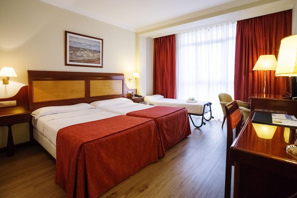 Gran Hotel De Ферол Екстериор снимка